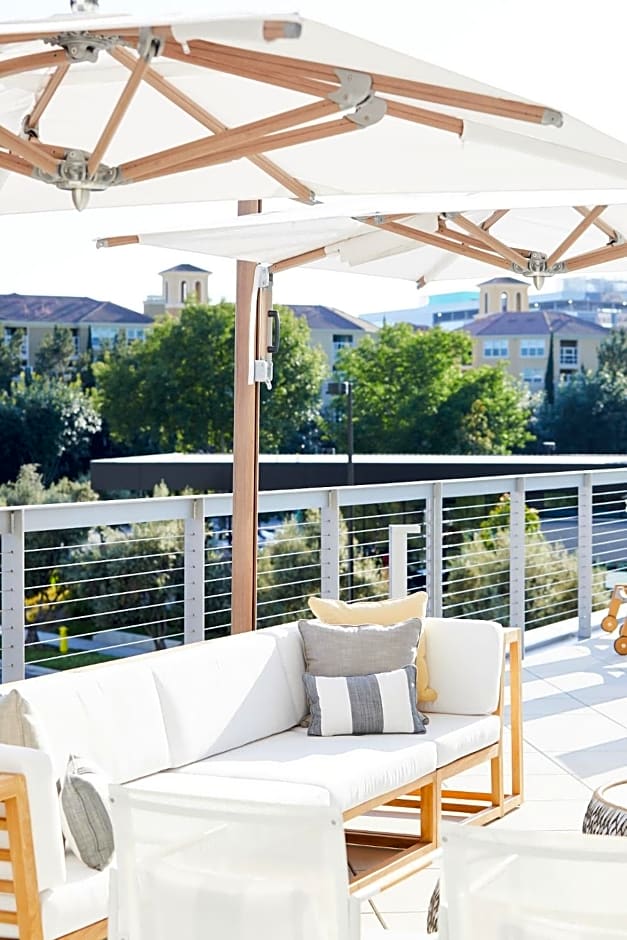 AC Hotel by Marriott Irvine