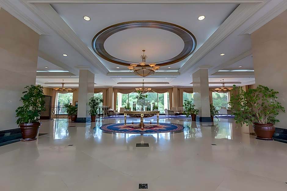 IC Hotels Airport