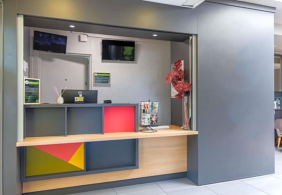 B&B HOTEL Poitiers 1 Futuroscope