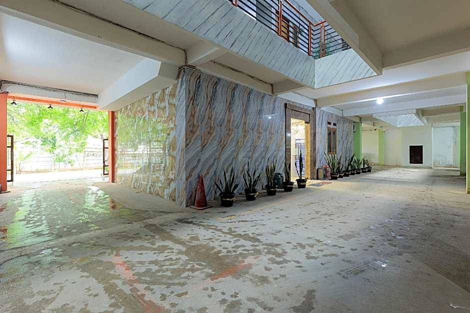 Urbanview Syariah Hotel Tiga ER near Karawang Central Plaza