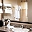 Castle Inn and Suites Anaheim