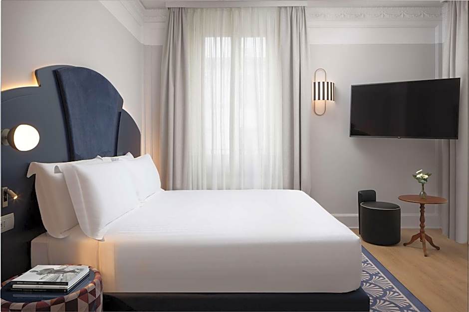 Anglo American Hotel Florence, Curio Collection by Hilton