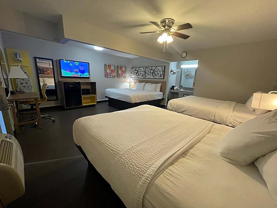 Days Inn by Wyndham Holladay