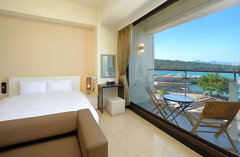 Hu Yue Lakeview Hotel