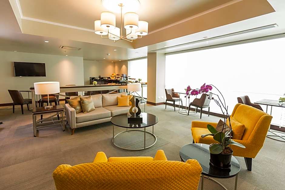 Delfines Hotel & Convention Center