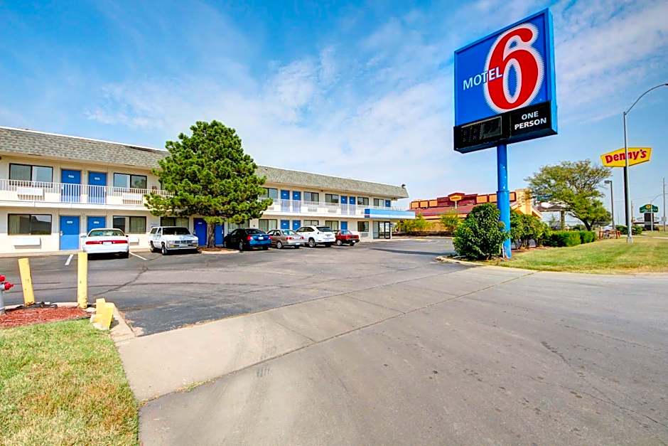 Motel 6-Wichita, KS - AIRPORT