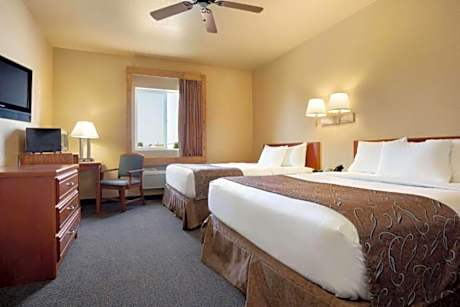 Queen Room with Two Queen Beds - Non-Smoking