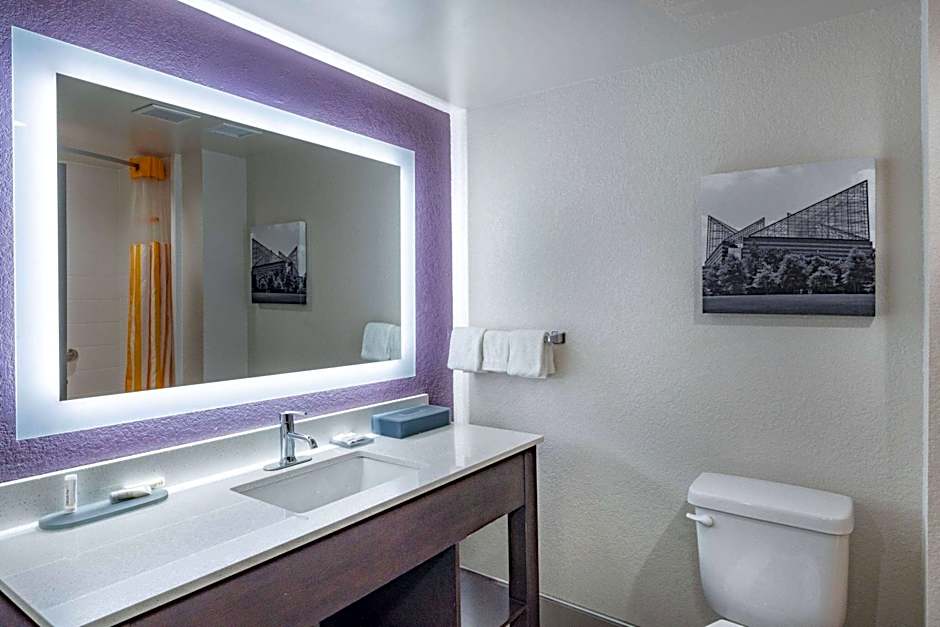 La Quinta Inn & Suites by Wyndham Chattanooga - East Ridge