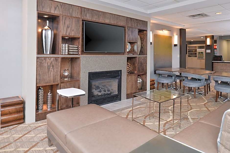 Holiday Inn Express Hotel & Suites Lafayette By IHG