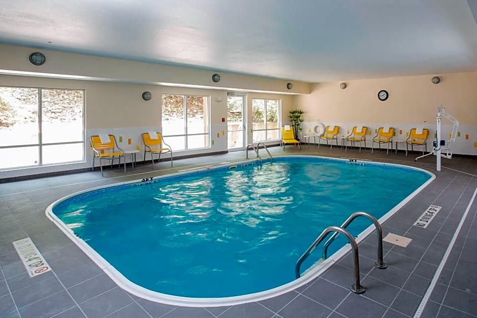 Fairfield Inn & Suites by Marriott Quincy