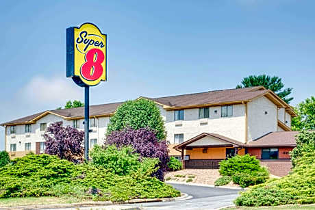 Super 8 by Wyndham Hagerstown I-70