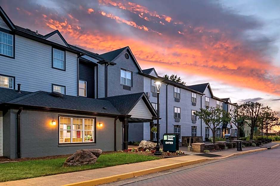 MainStay Suites Sterling near Dulles Town Center