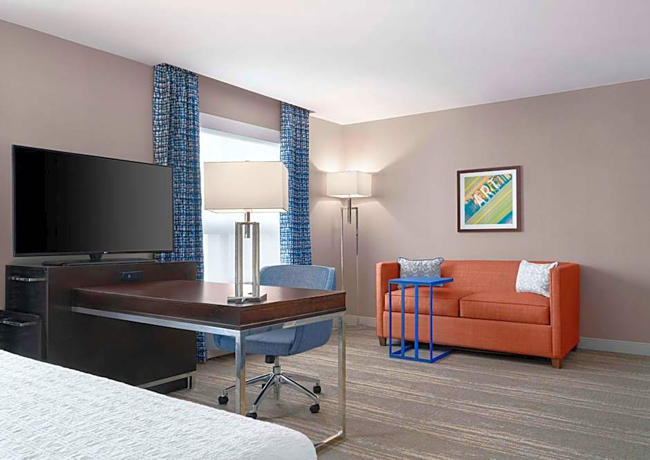 Hampton Inn By Hilton & Suites-Worcester,MA