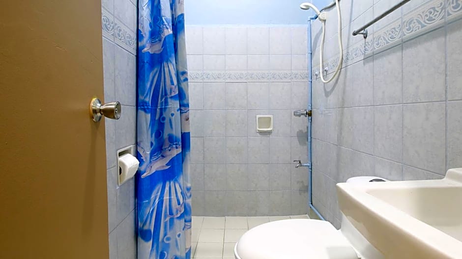 RedDoorz @ Kassel North Caloocan