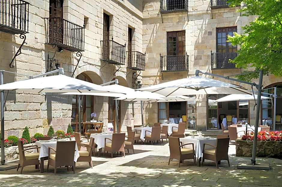 Parador de Santillana Gil Blas