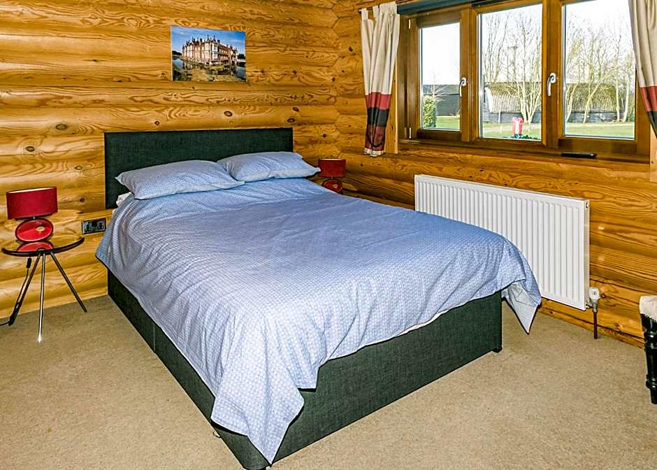 Laxfield Lodges