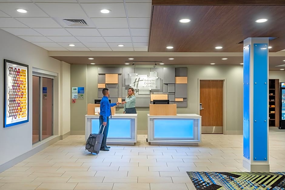 Holiday Inn Express and Suites Punta Gorda