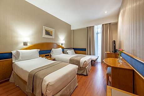 Triple Room (2 Adults + 1 Child)