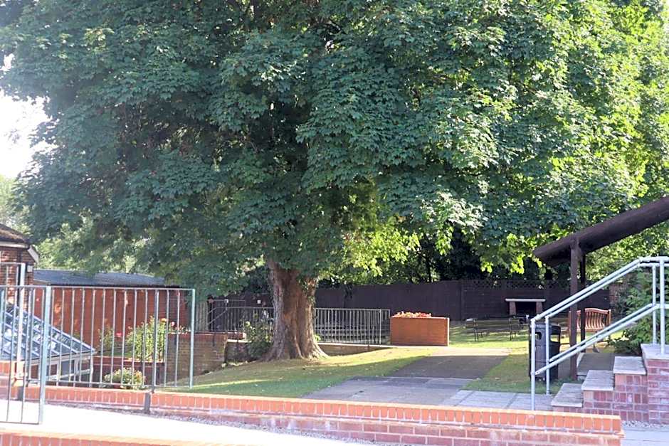 Elmham House - Pilgrim Hotel