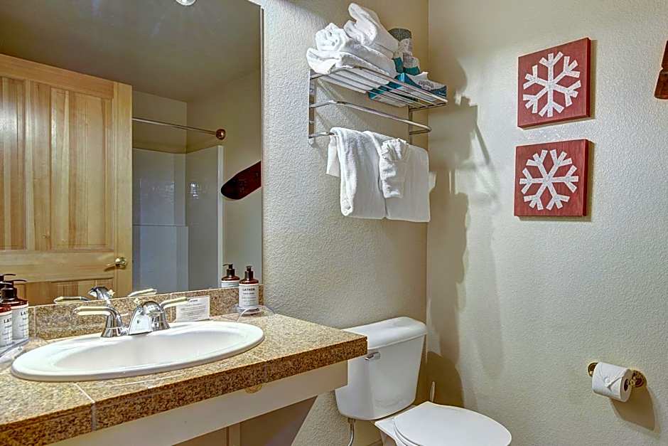 Gateway Mountain Lodge by Keystone Resort