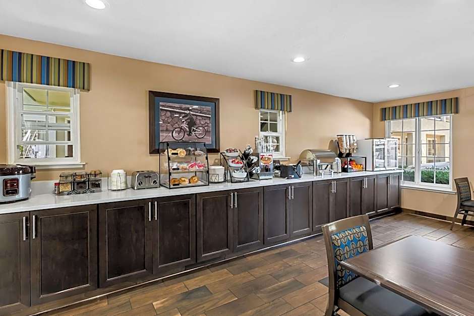 Best Western University Lodge