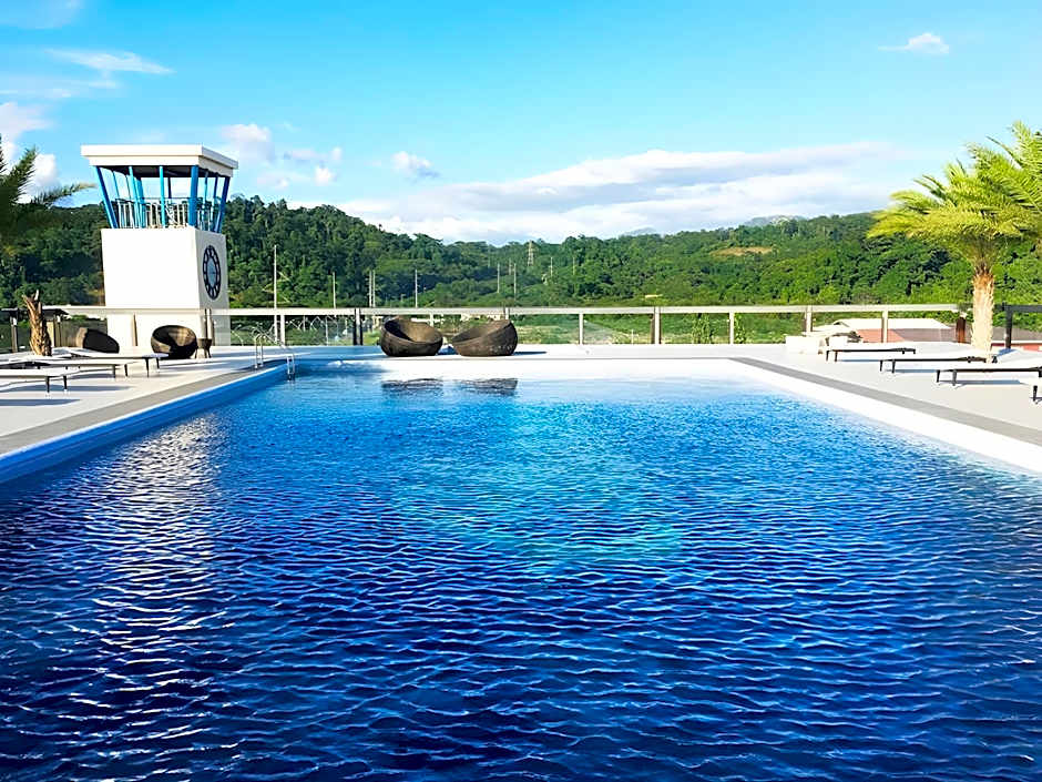 Le Charme Suites Subic