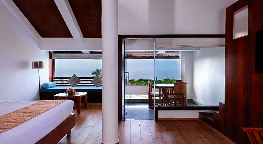 Gokulam Grand Turtle on the Beach Resort and Spa