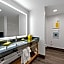 Hotel Indigo Everett - Waterfront Place By IHG