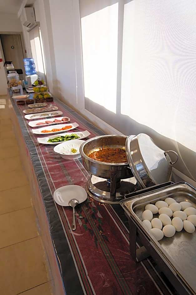 Nomads Hotel