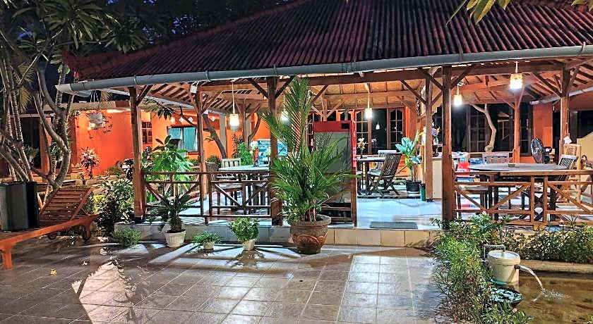 Keyani Bungalows
