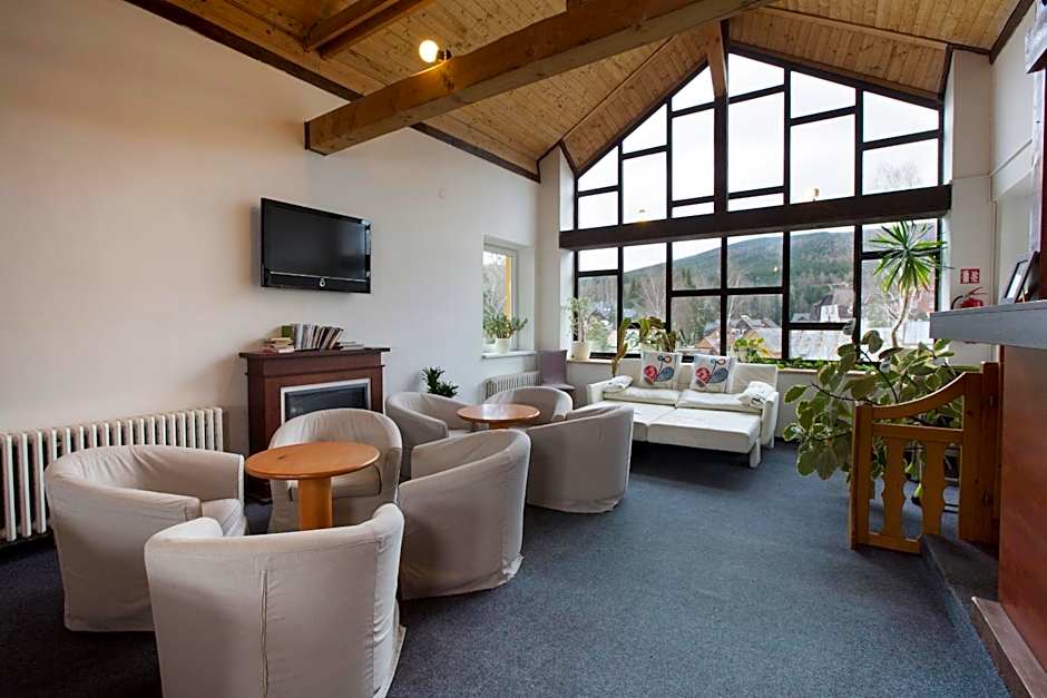 Hotel Harrachov Inn