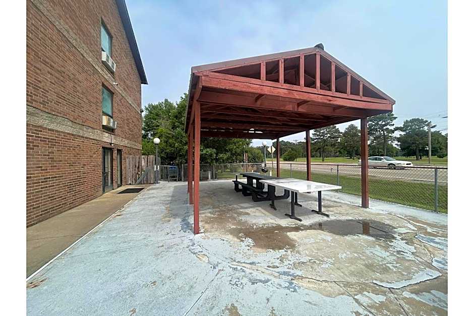 Rockwood Inn Kennett I 55 Near Blytheville