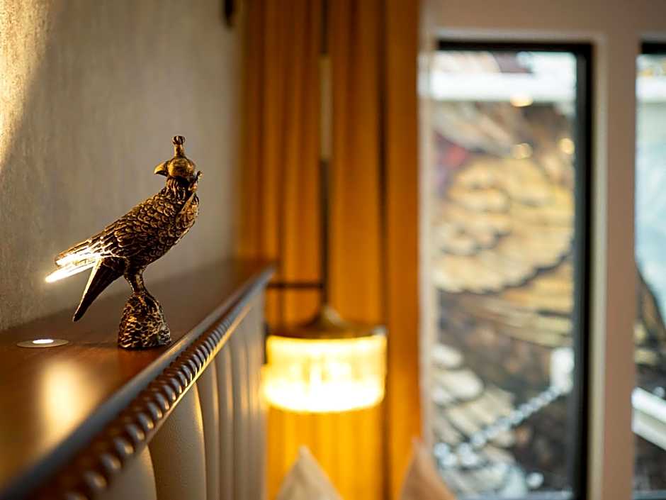 The Peregrine Omaha Downtown Curio Collection by Hilton
