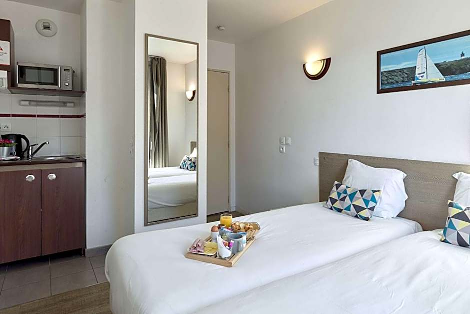 Comfort Aparthotel Versailles, St Cyr l'Ecole