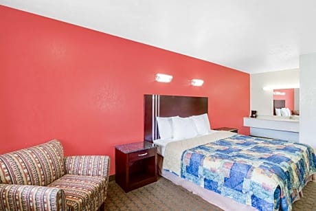 1 Double Bed Non-Smoking