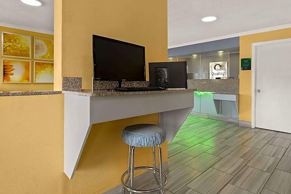 Quality Inn & Suites Dublin