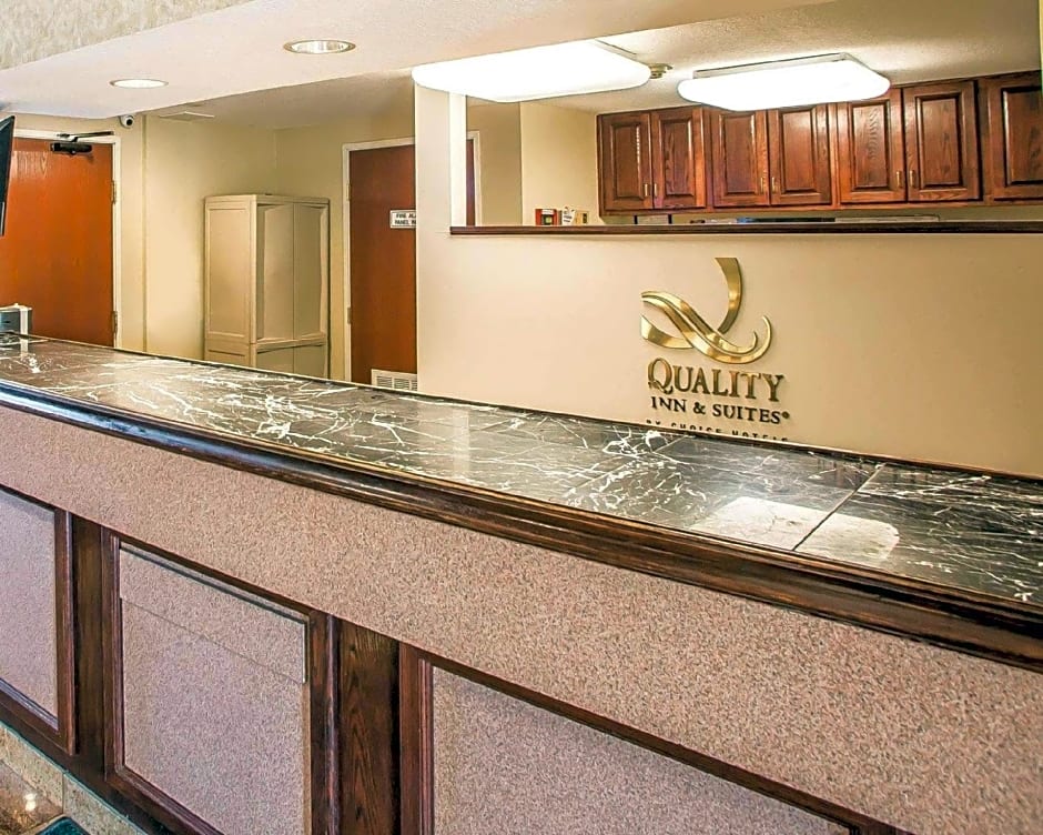 Quality Inn & Suites Franklin