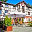 Hotel Camelot