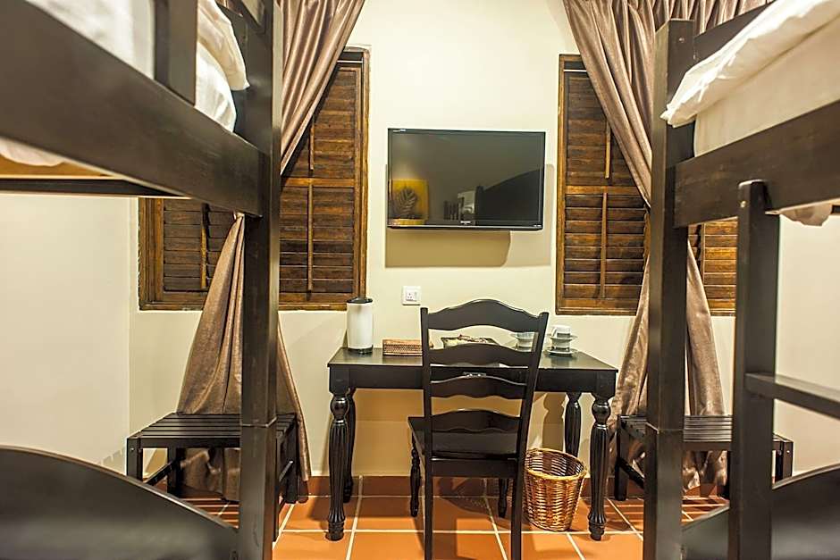 Armenian Suite Hotel