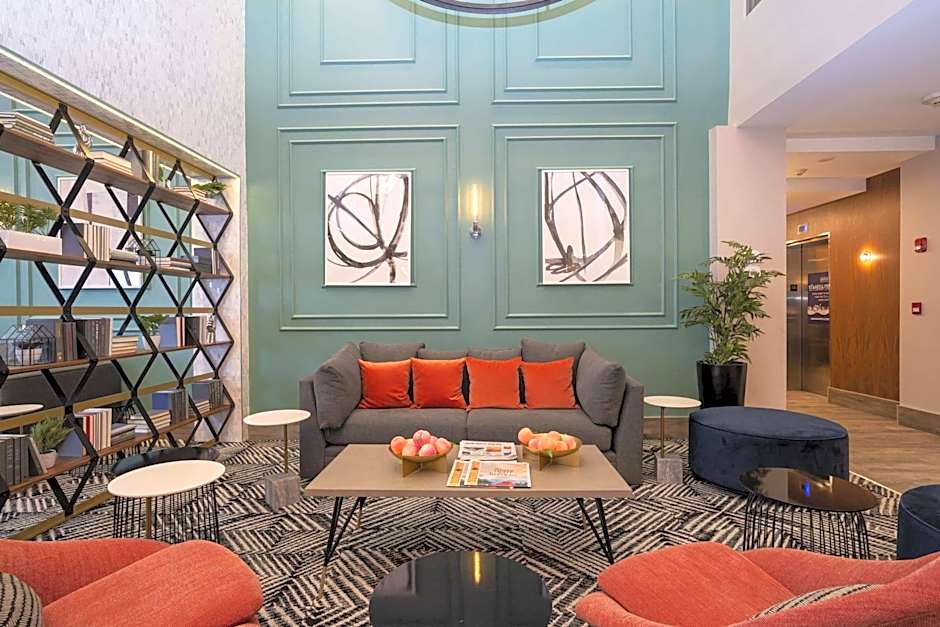 Sandman Signature Sherwood Park Hotel