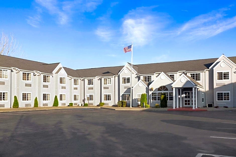 Microtel Inn By Wyndham Albany Airport