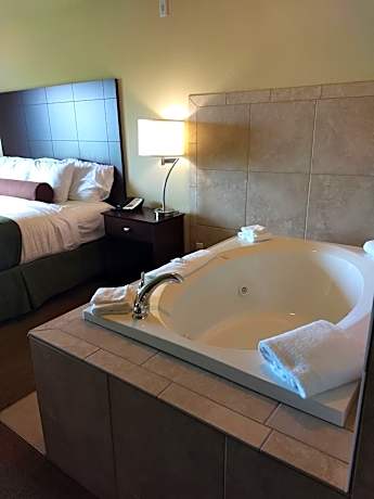 King Suite with Spa Bath
