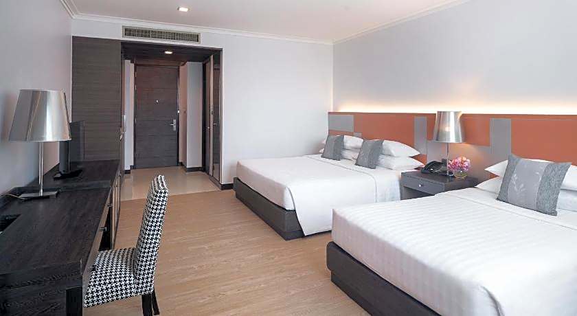 The Berkeley Hotel Pratunam (SHA Plus)