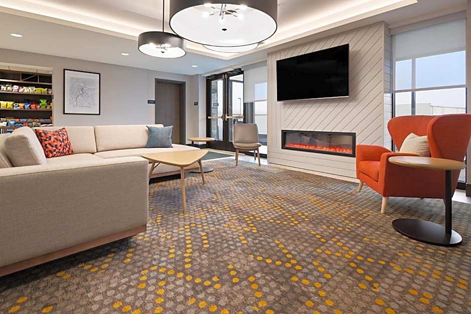 Holiday Inn & Suites Richmond West End By IHG