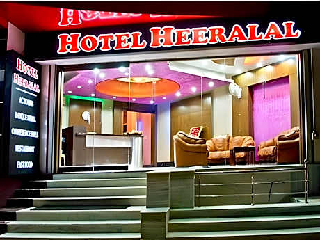  Heeralal Hotel