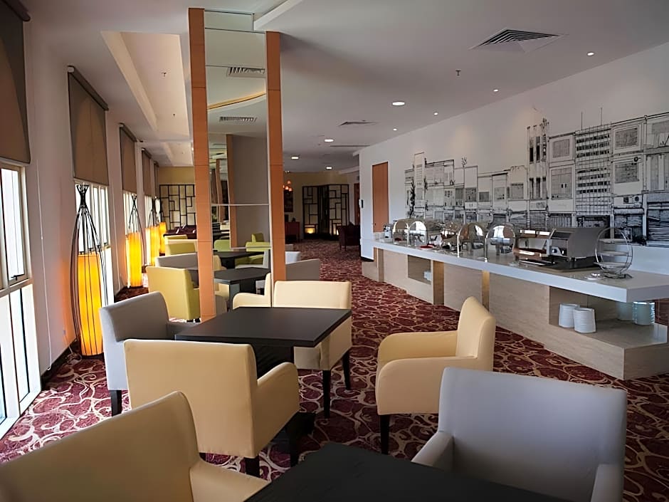The Waterfront Hotel