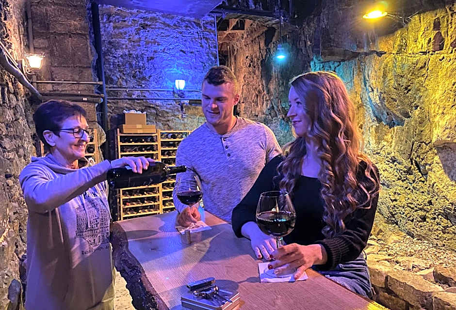 1905 Basin Park Hotel