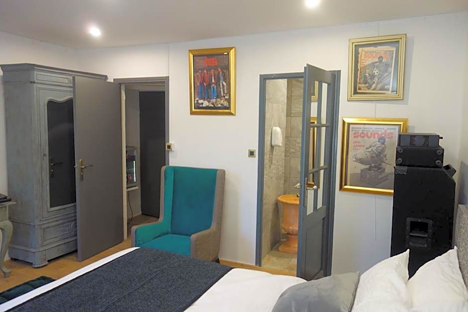 Hostelry private restaurant