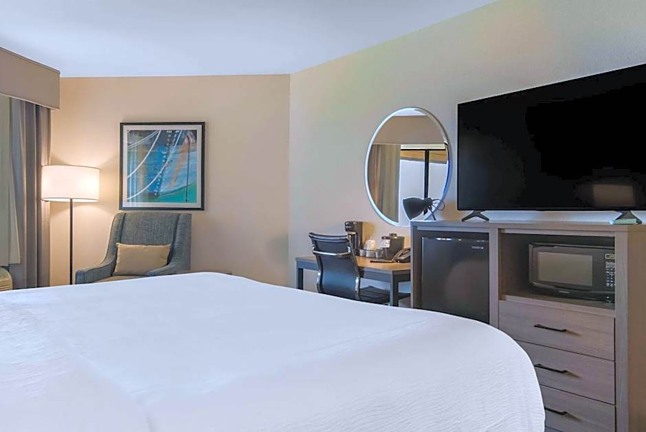 The Inn on Maritime Bay, Ascend Hotel Collection