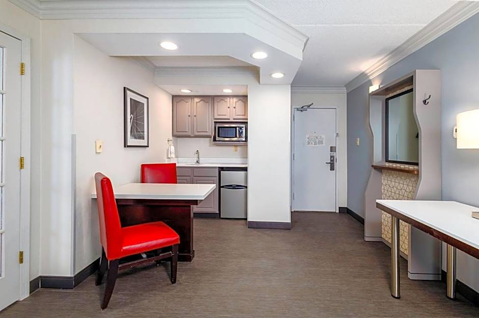 Holiday Inn Weirton-Steubenville Area By IHG